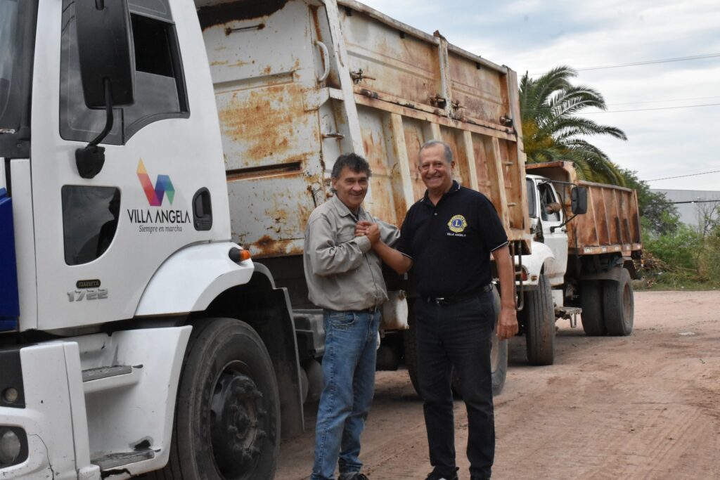 VILLA ÁNGELA: EL MUNICIPIO AVANZA CON TRABAJOS DE RELLENO DE CALLES EN EL BARRIO SARGENTO CABRAL